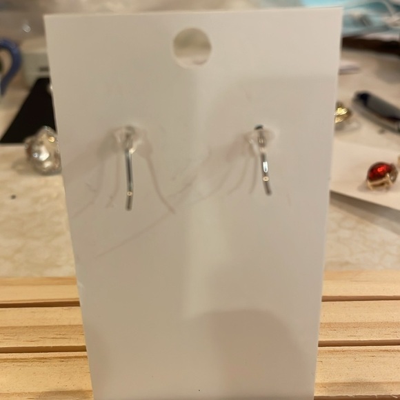 Vintage Amber Drop earrings - Picture 2 of 3